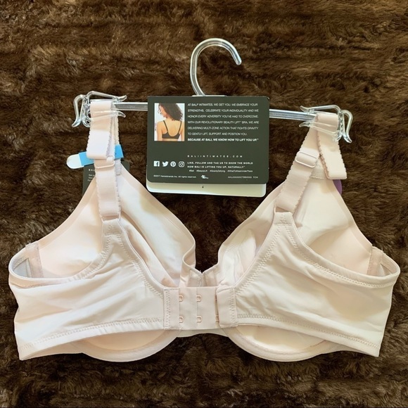 Bali Full Figure Lift Gravit Defying Underwire Bra - Picture 3 of 5